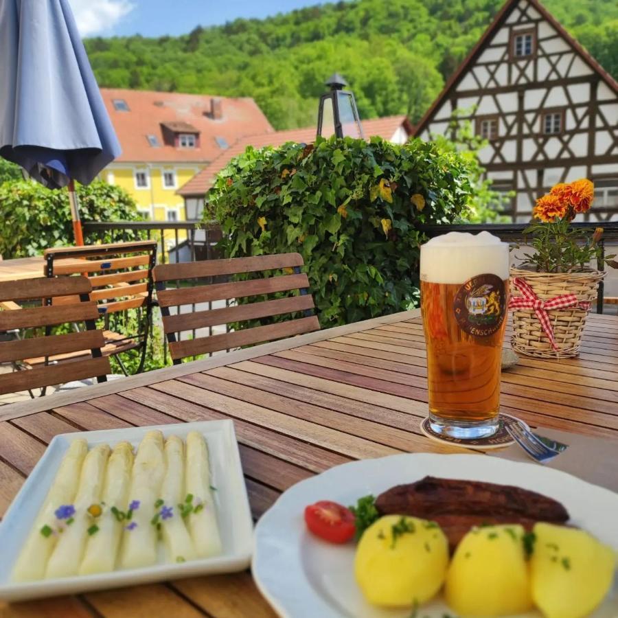 Gasthof Hotel Zur Post Egloffstein ภายนอก รูปภาพ