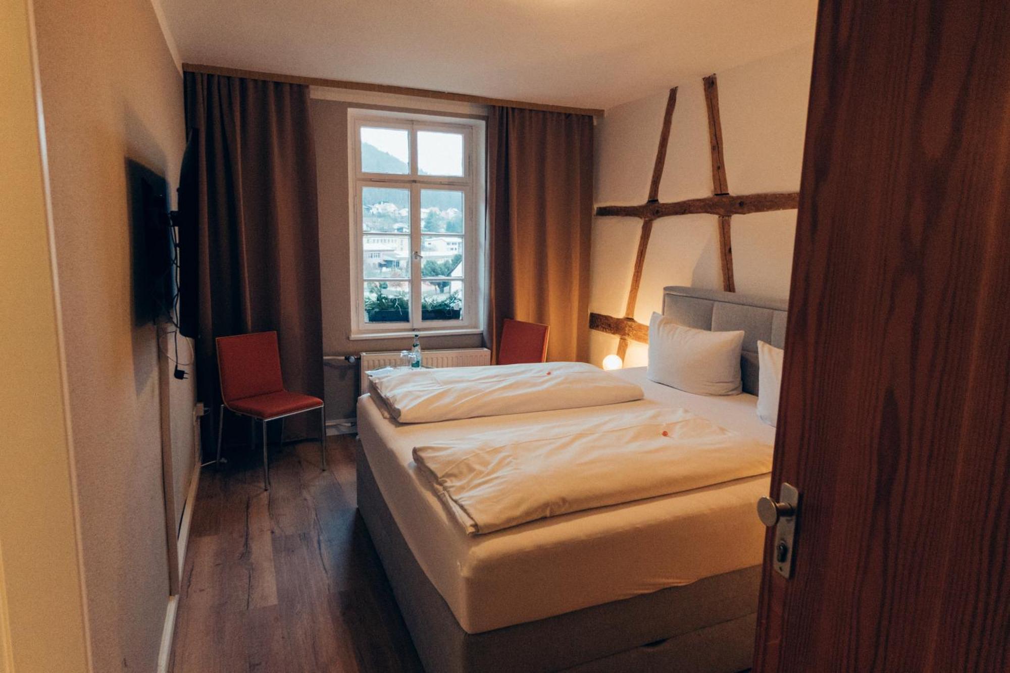 Gasthof Hotel Zur Post Egloffstein ภายนอก รูปภาพ