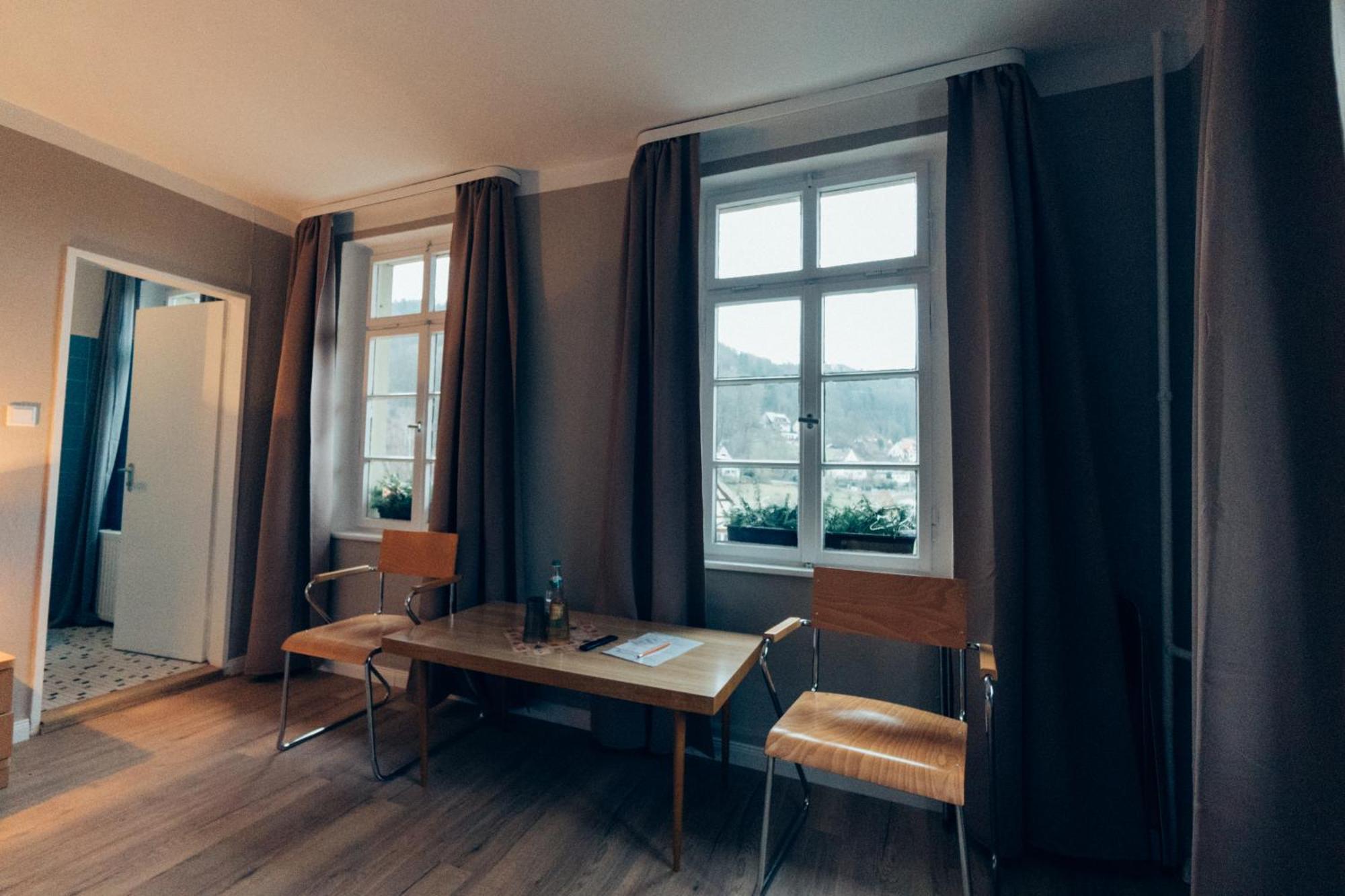Gasthof Hotel Zur Post Egloffstein ภายนอก รูปภาพ